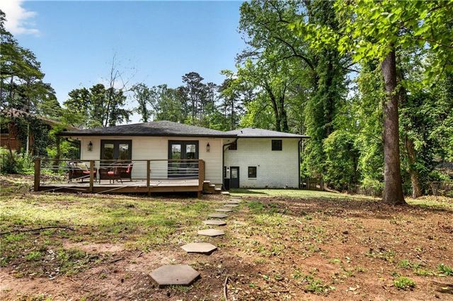 1344 Midlawn Drive, Decatur, GA 30032