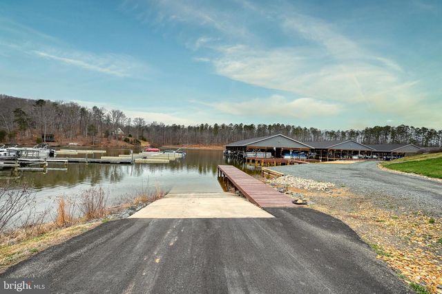 287 SUNSET LOOP, Mineral, VA 23117