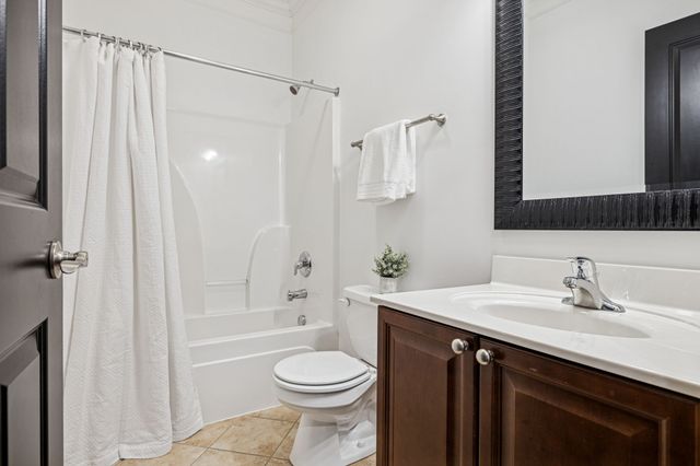 3100 W End Cir Apt 102, Nashville, TN 37203