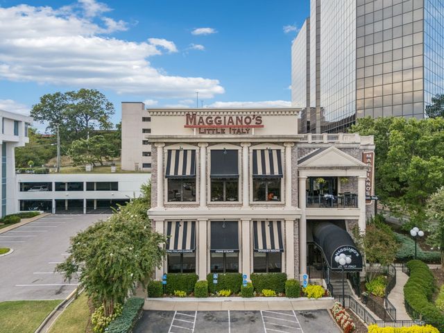 3100 W End Cir Apt 102, Nashville, TN 37203