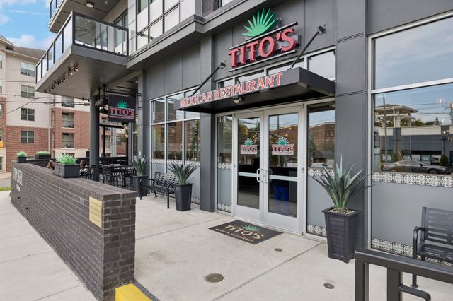 3100 W End Cir Apt 102, Nashville, TN 37203