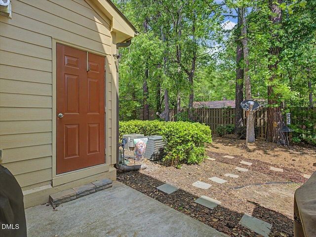 718 Wickham Ridge Road, Apex, NC 27539