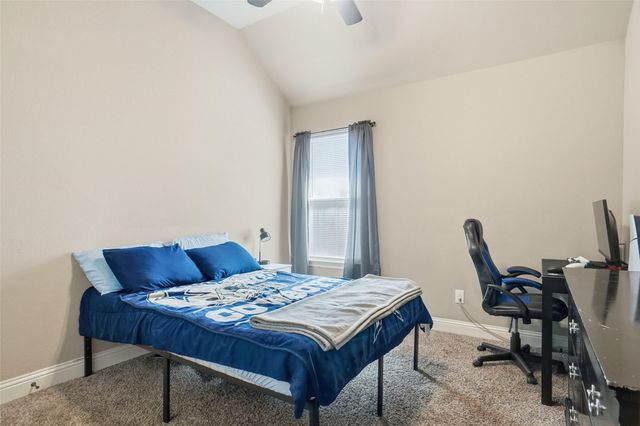 206 Mckittrick Lane, Godley, TX 76044