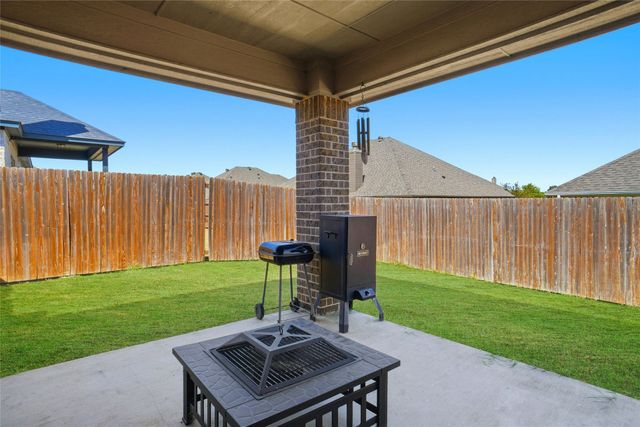 206 Mckittrick Lane, Godley, TX 76044