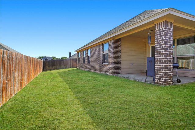 206 Mckittrick Lane, Godley, TX 76044