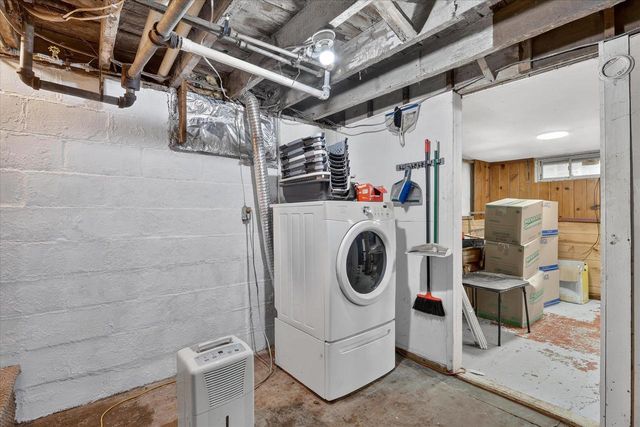 1517 Moore Street, Beloit, WI 53511