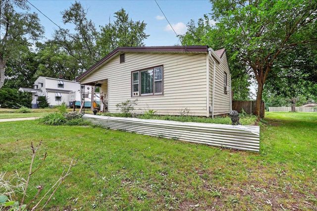 1517 Moore Street, Beloit, WI 53511