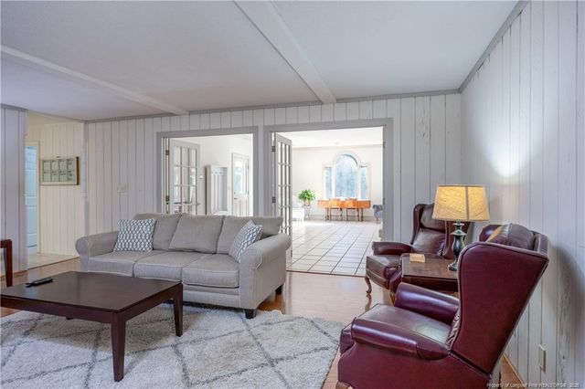 202 Forest Drive, Clinton, NC 28328