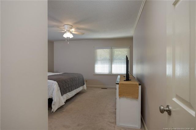 202 Forest Drive, Clinton, NC 28328