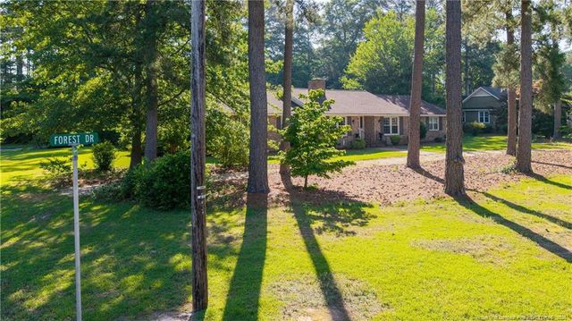 202 Forest Drive, Clinton, NC 28328