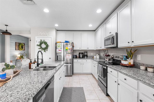 12960 CONQUISTADOR LOOP, Spring Hill, FL 34610