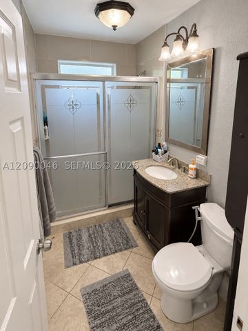 5871 NW 41st Ter, North Lauderdale, FL 33319