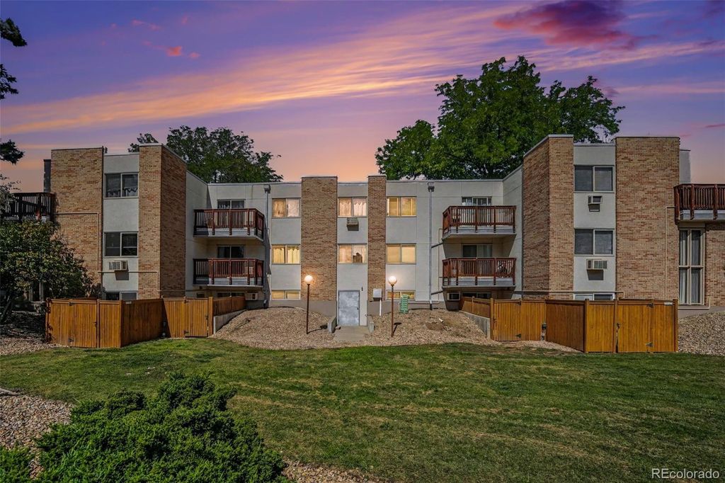 6455 E Bates Avenue 3-303, Denver, CO 80222
