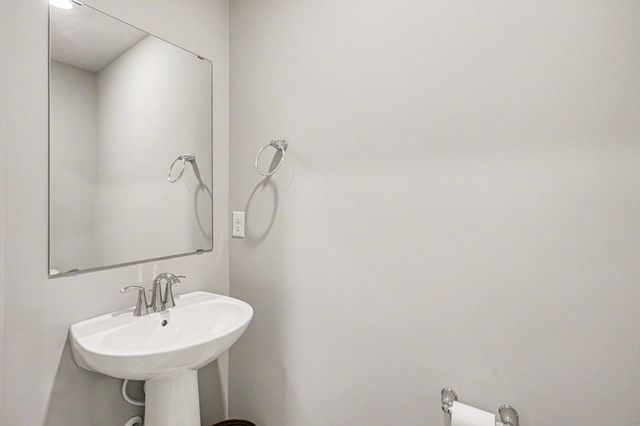 10502 Weston Way N, Maple Grove, MN 55369