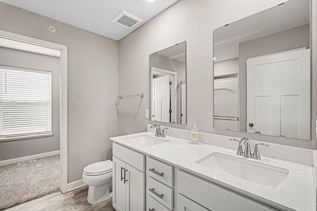 10502 Weston Way N, Maple Grove, MN 55369