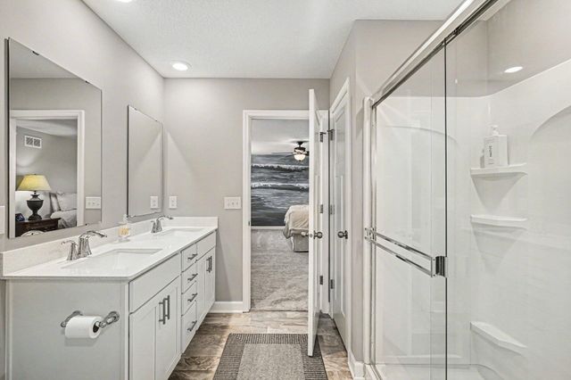 10502 Weston Way N, Maple Grove, MN 55369