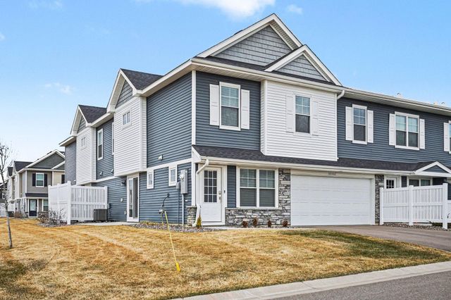 10502 Weston Way N, Maple Grove, MN 55369