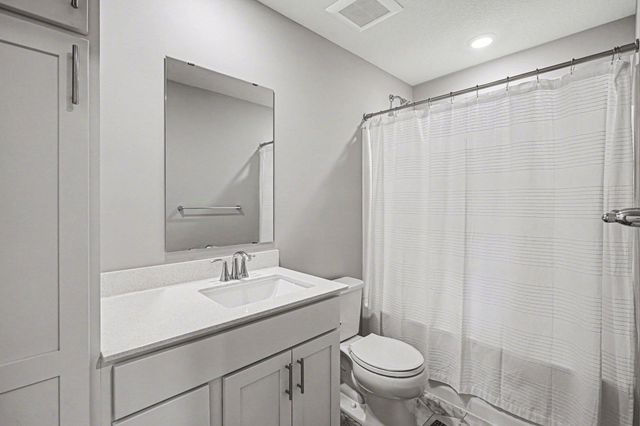 10502 Weston Way N, Maple Grove, MN 55369