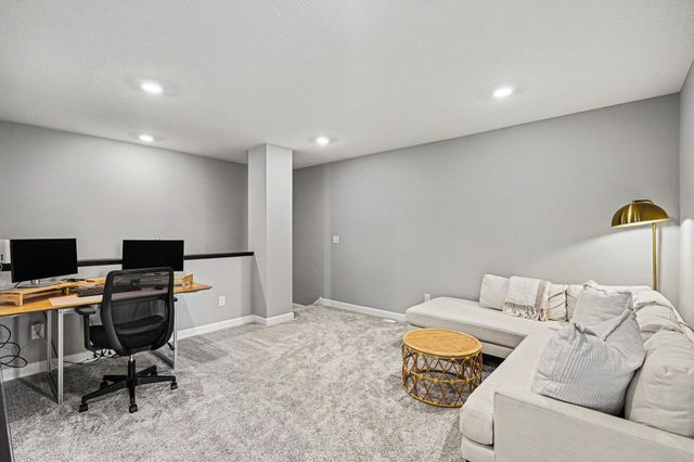 10502 Weston Way N, Maple Grove, MN 55369