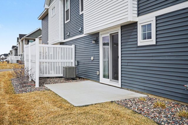10502 Weston Way N, Maple Grove, MN 55369