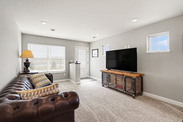 10502 Weston Way N, Maple Grove, MN 55369