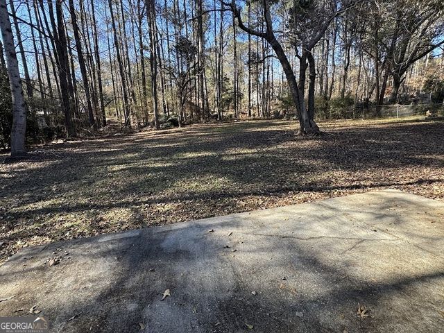 65 Fair Oak Drive SE, Conyers, GA 30009