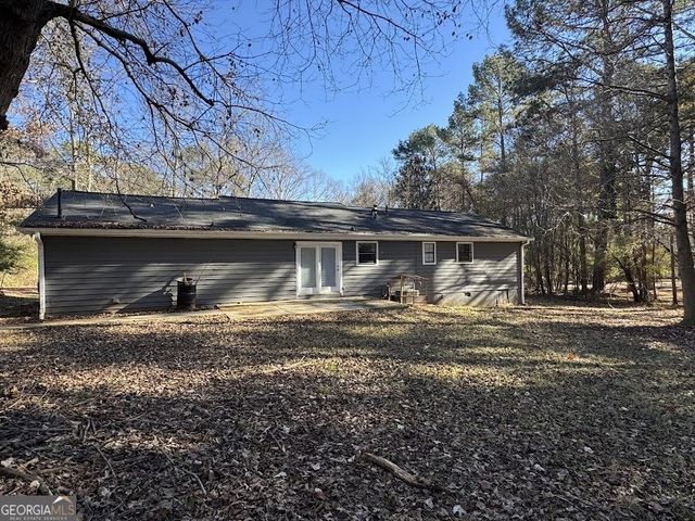 65 Fair Oak Drive SE, Conyers, GA 30009