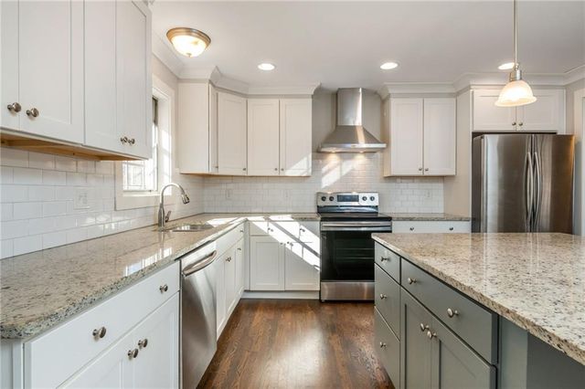 820 Highview SE Drive, Smyrna, GA 30082