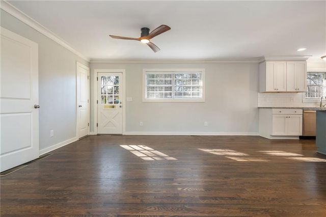 820 Highview SE Drive, Smyrna, GA 30082