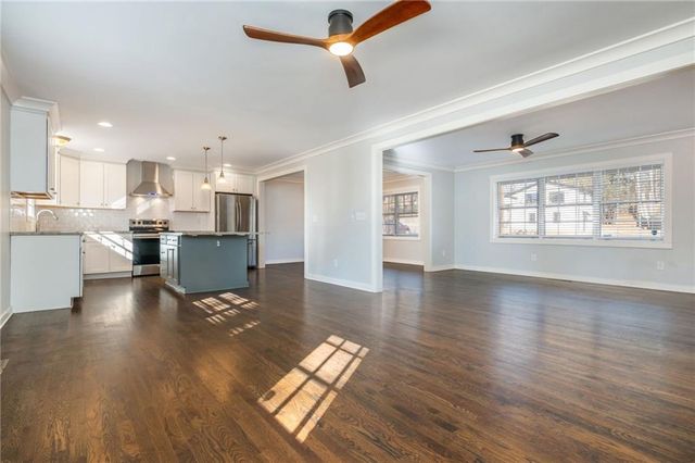 820 Highview SE Drive, Smyrna, GA 30082