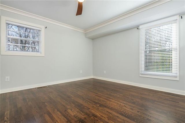 820 Highview SE Drive, Smyrna, GA 30082