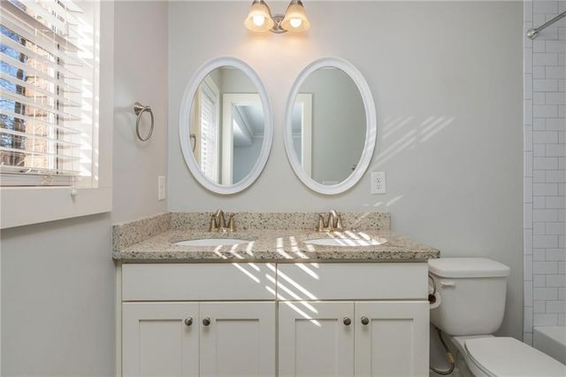 820 Highview SE Drive, Smyrna, GA 30082