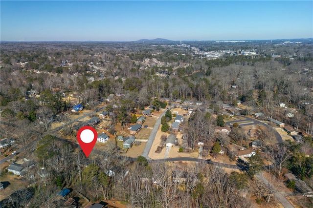 820 Highview SE Drive, Smyrna, GA 30082