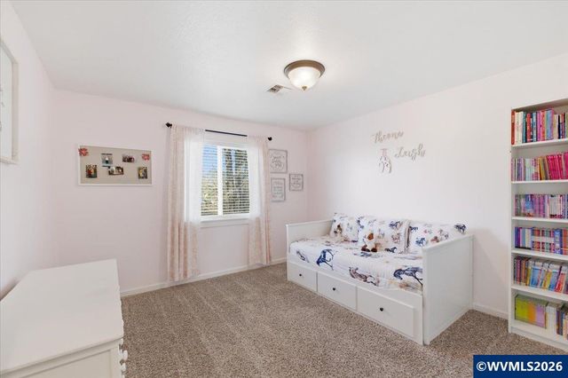 2825 Sonora Dr NE, Albany, OR 97321