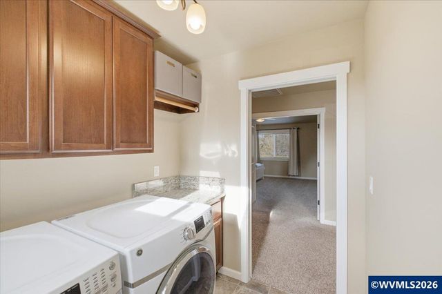 2825 Sonora Dr NE, Albany, OR 97321