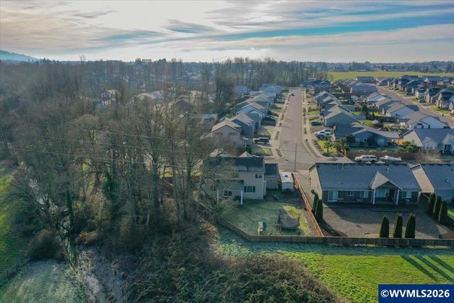 2825 Sonora Dr NE, Albany, OR 97321