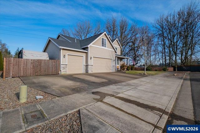 2825 Sonora Dr NE, Albany, OR 97321