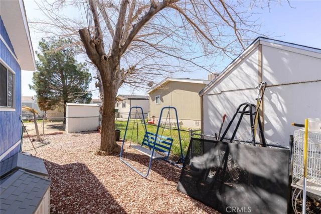 2330 E Avenue J8 121, Lancaster, CA 93535