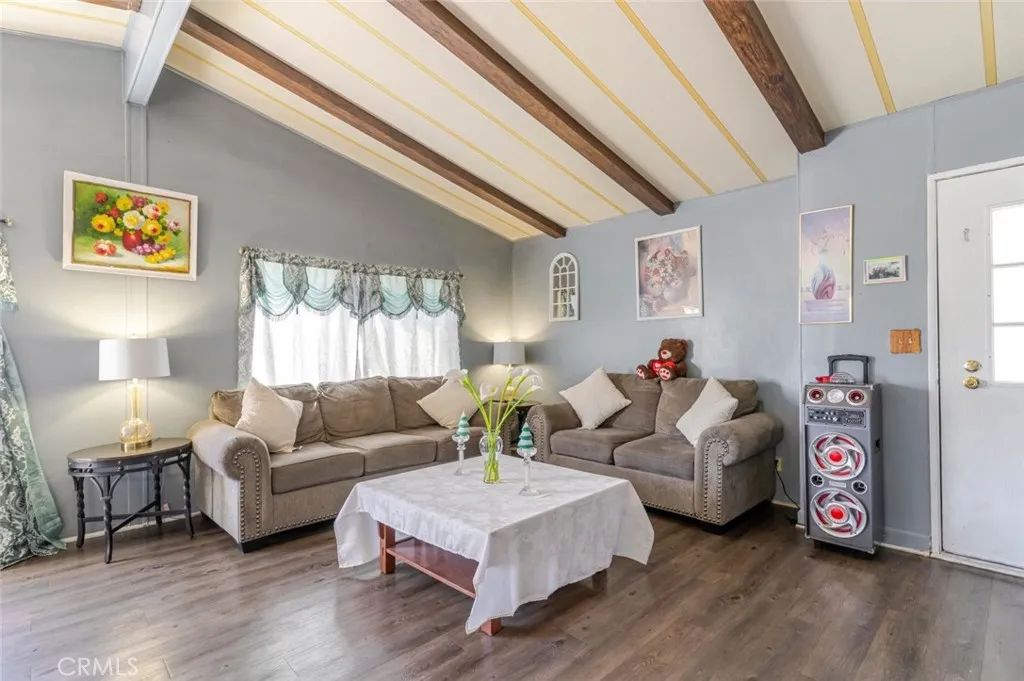 2330 E Avenue J8 121, Lancaster, CA 93535