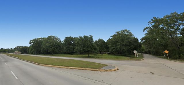 17630 Hufsmith Kohrville Rd, Tomball, TX 77375