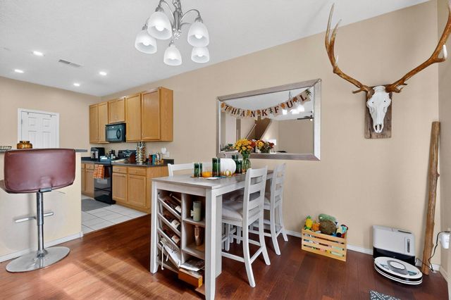 601 Menaul Boulevard NE UNIT 3203, Albuquerque, NM 87107