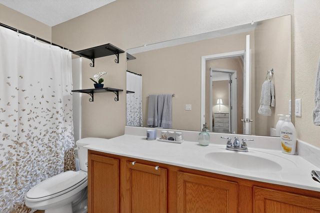 601 Menaul Boulevard NE UNIT 3203, Albuquerque, NM 87107