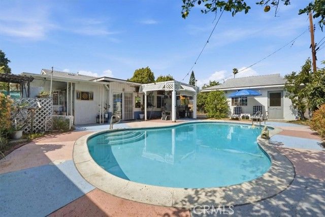 138 S Fernwood, West Covina, CA 91791