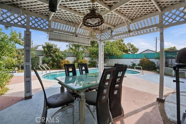 138 S Fernwood, West Covina, CA 91791