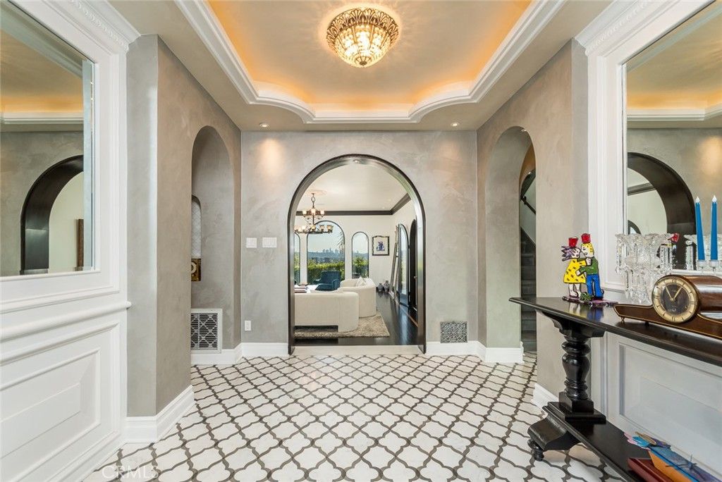 330 Kempton Road, Glendale, CA 91202 — photo 4