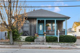 976 Charles Street, North Providence, RI 02904