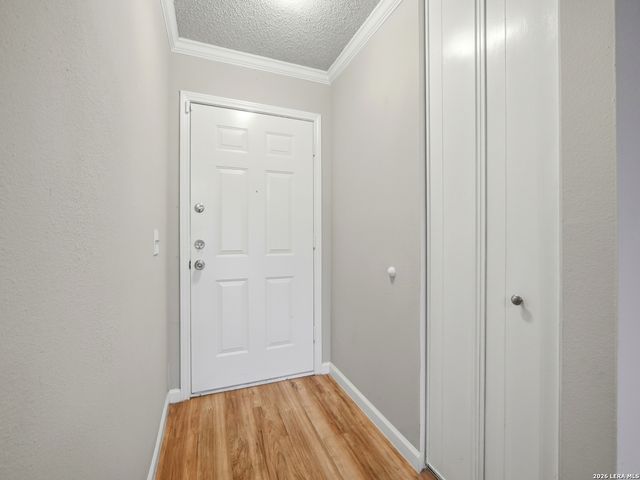 9471 Points Edge, San Antonio, TX 78250