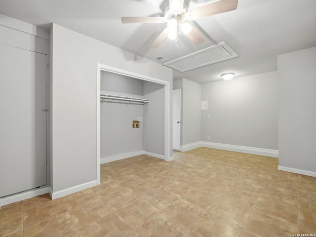 9471 Points Edge, San Antonio, TX 78250