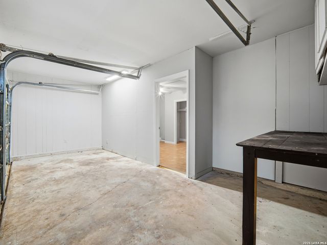 9471 Points Edge, San Antonio, TX 78250