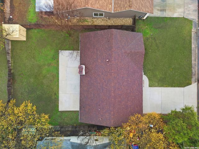 9471 Points Edge, San Antonio, TX 78250